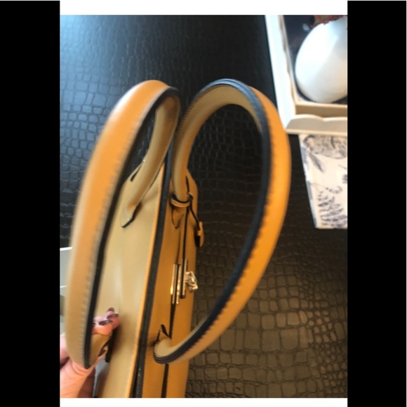 Large Handbag Designer Inspired Lock & Key - Picture 6 of 11